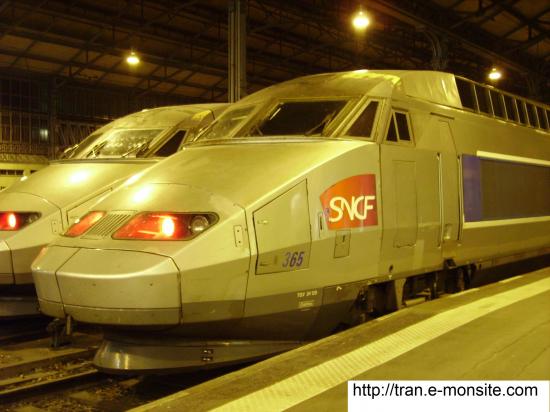 TGV Atlantique en gare de Tours
