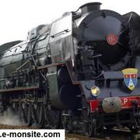 Quelle est la longueur de la plus longue locomotive à vapeur en 1944?