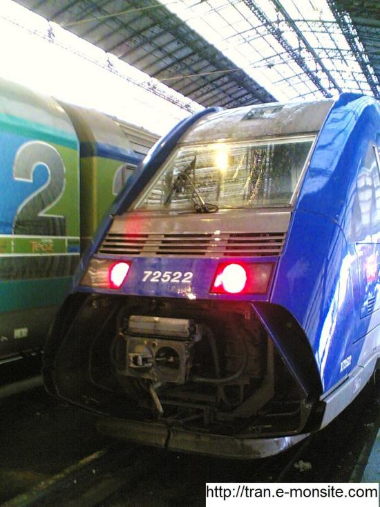 Autorail X 72522 Aquitaine en gare de Bordeaux Saint Jean
