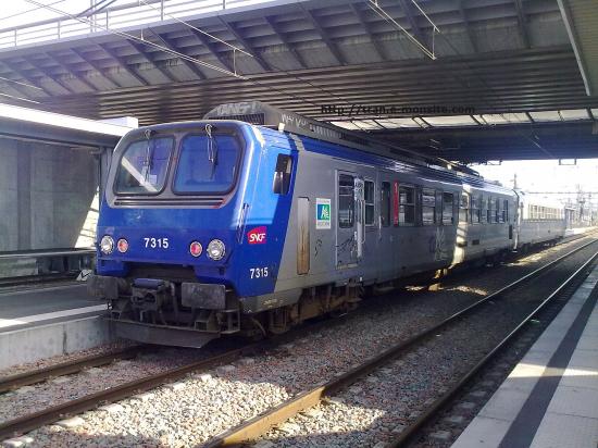 TER Aquitaine Z 7315 en gare de Bordeaux