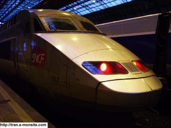 TGV atlantique en gare de Bordeaux Saint Jean