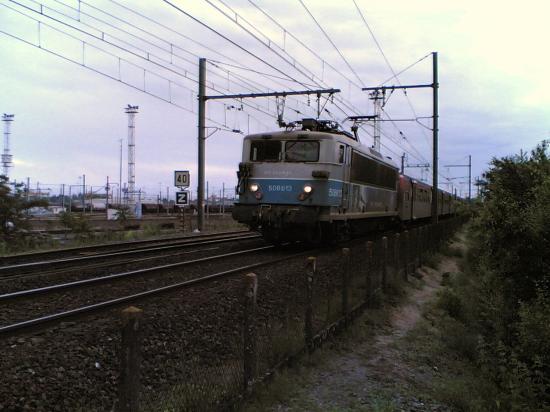 BB 508613 en livrée SNCF 
