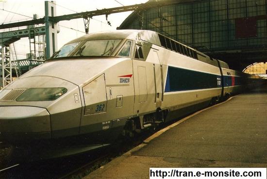 TGV Atlantique en gare de Bordeaux en 1997