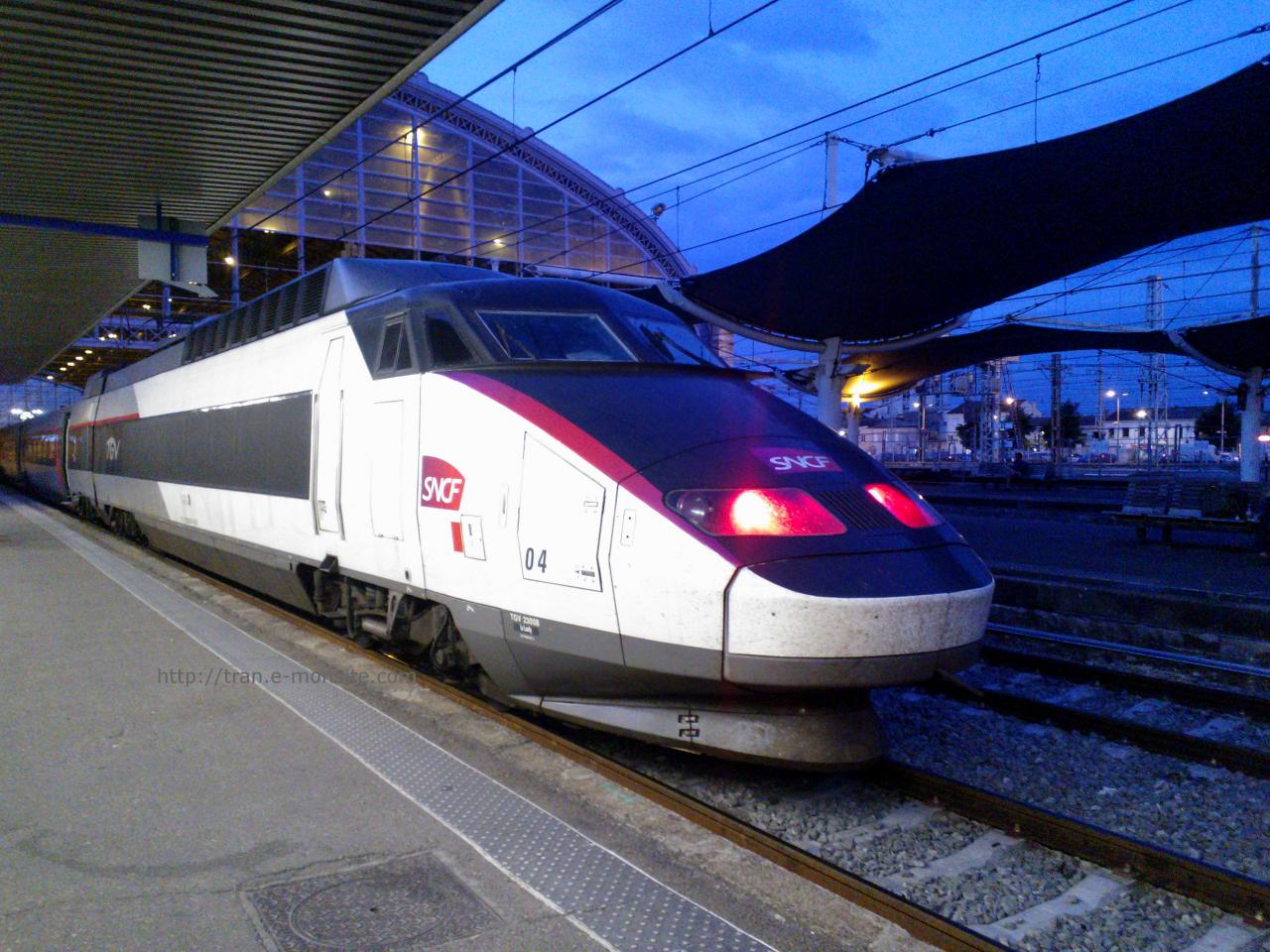 TGV réseau Carmillon en gare de Bordeaux le 1/08/14