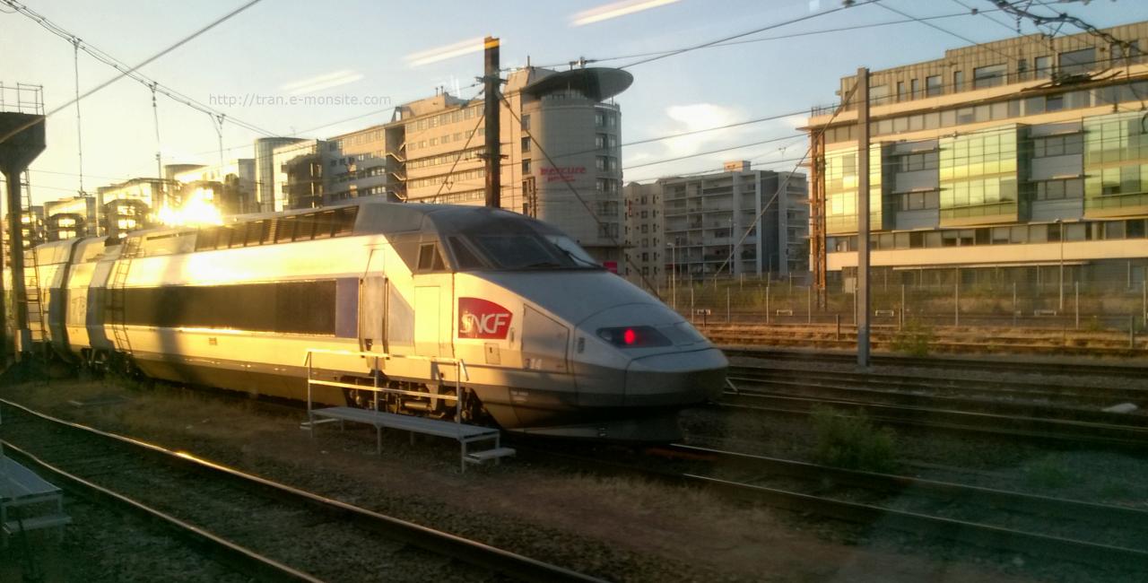 TGV en gare de Tours