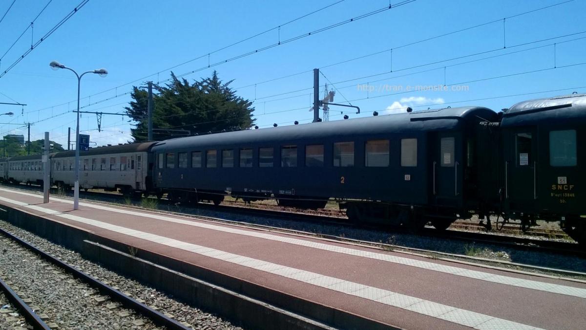 Rame touristique en gare d'Arcachon